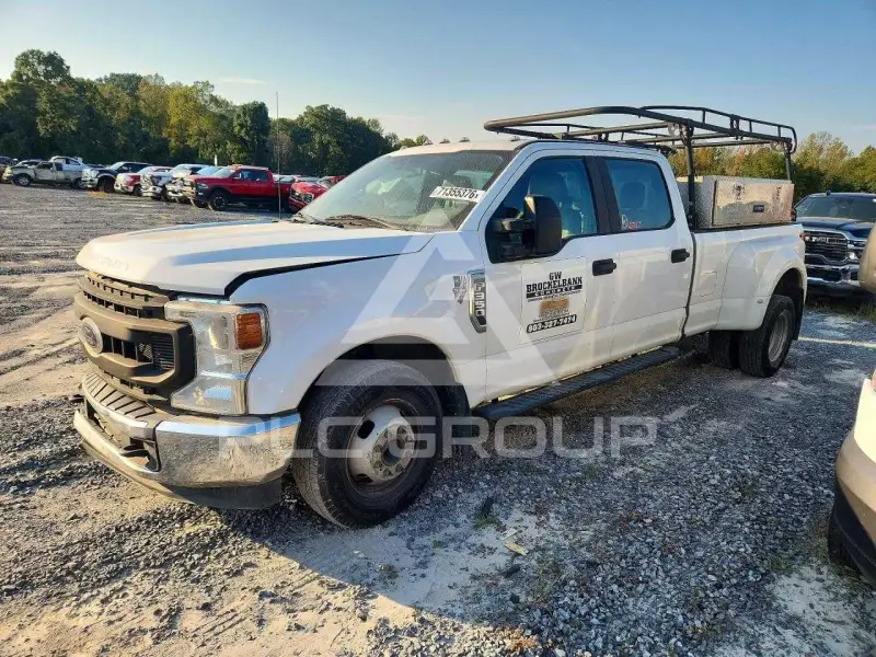 2021 Ford F-350 photo