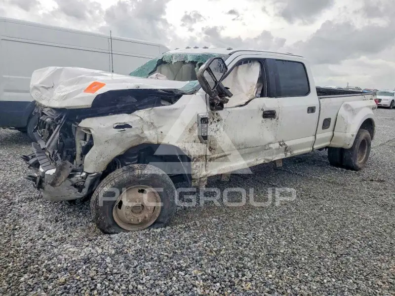2021 Ford F-350 фото