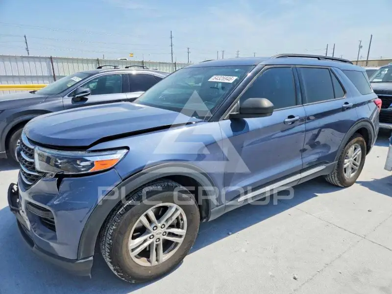 2021 Ford EXPLORER photo