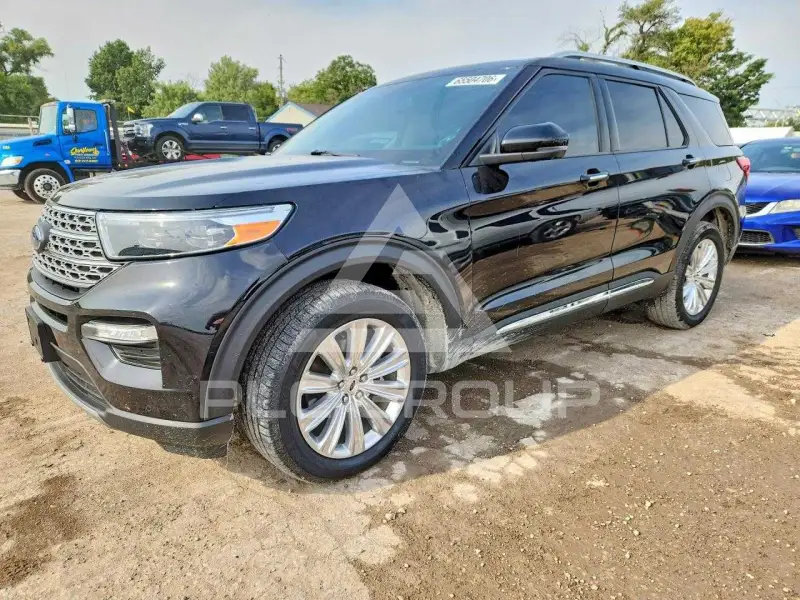 2021 Ford EXPLORER photo