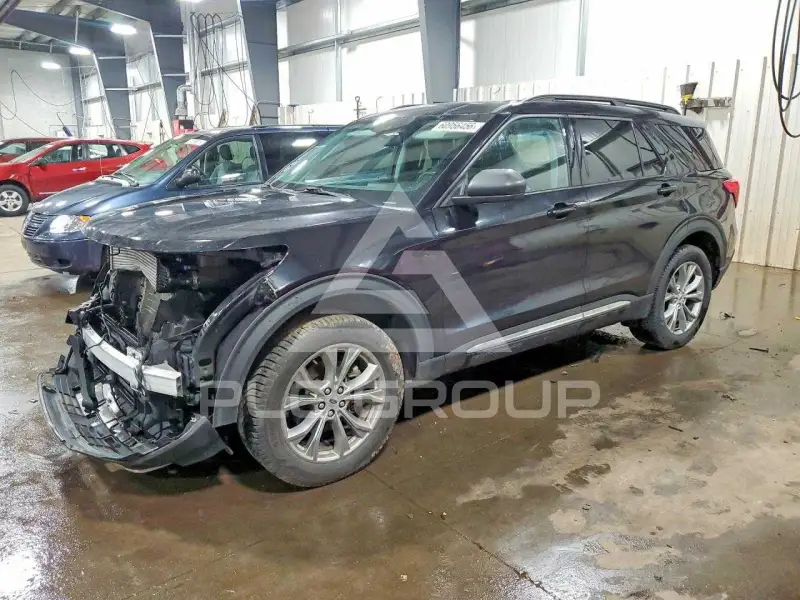 2021 Ford EXPLORER photo