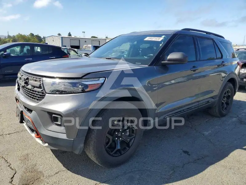 2021 Ford EXPLORER photo