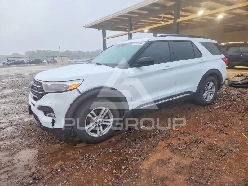 2021 Ford EXPLORER photo