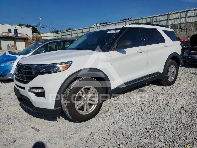 2021 Ford EXPLORER photo