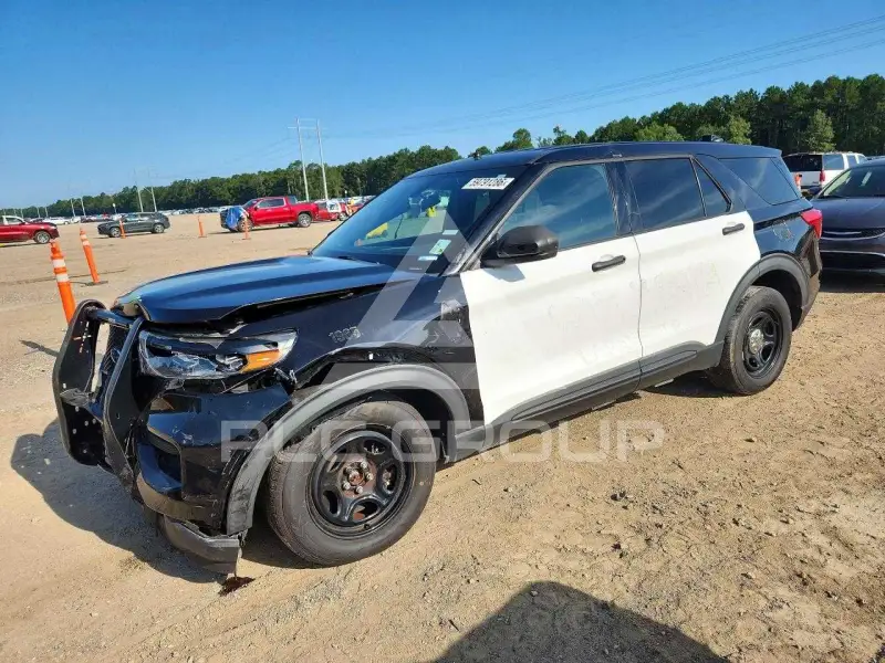 2021 Ford EXPLORER photo