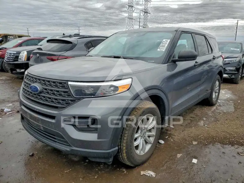 2021 Ford EXPLORER photo