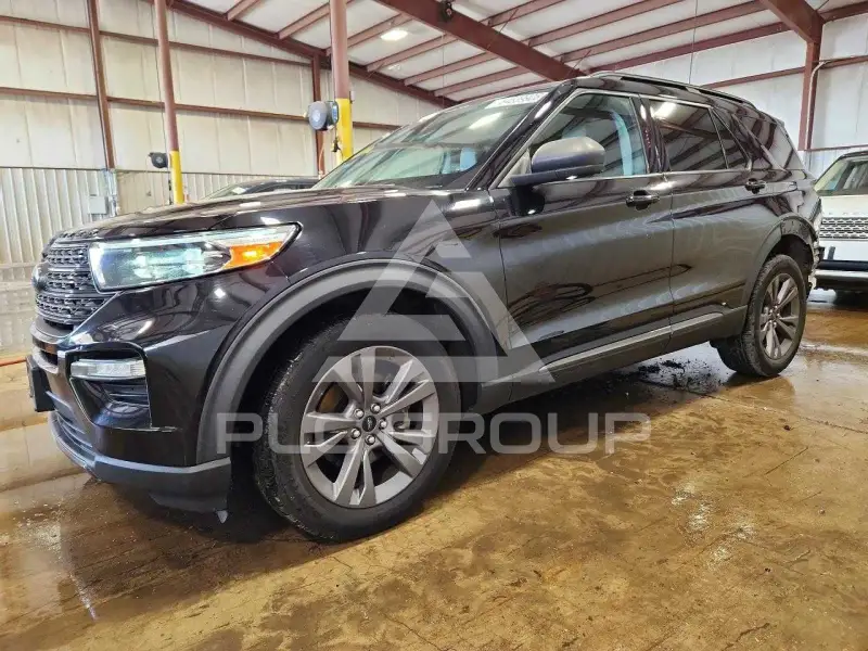 2021 Ford EXPLORER photo