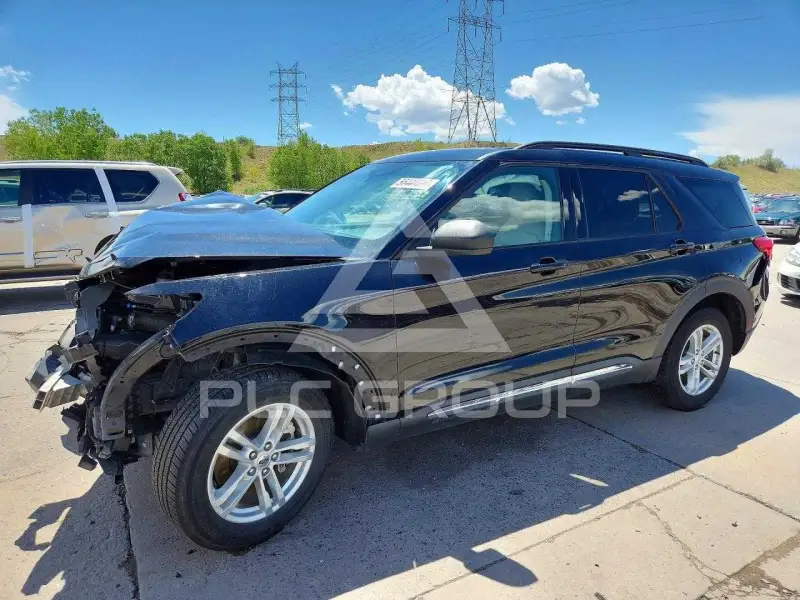 2021 Ford EXPLORER photo