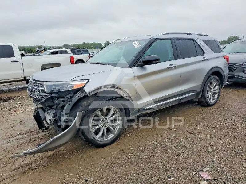 2021 Ford EXPLORER photo