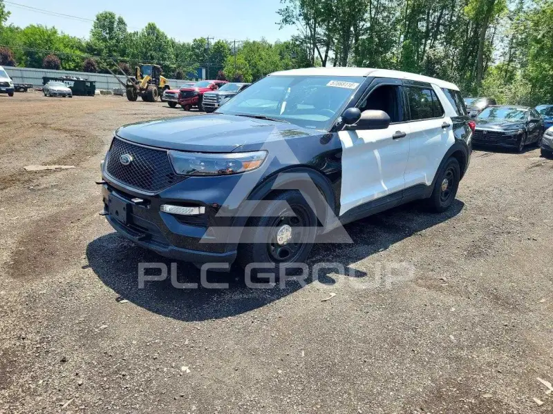 2021 Ford EXPLORER photo
