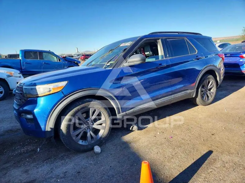 2021 Ford EXPLORER photo