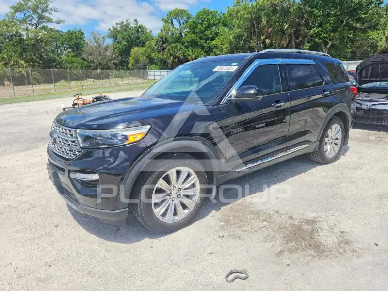 2021 Ford EXPLORER photo