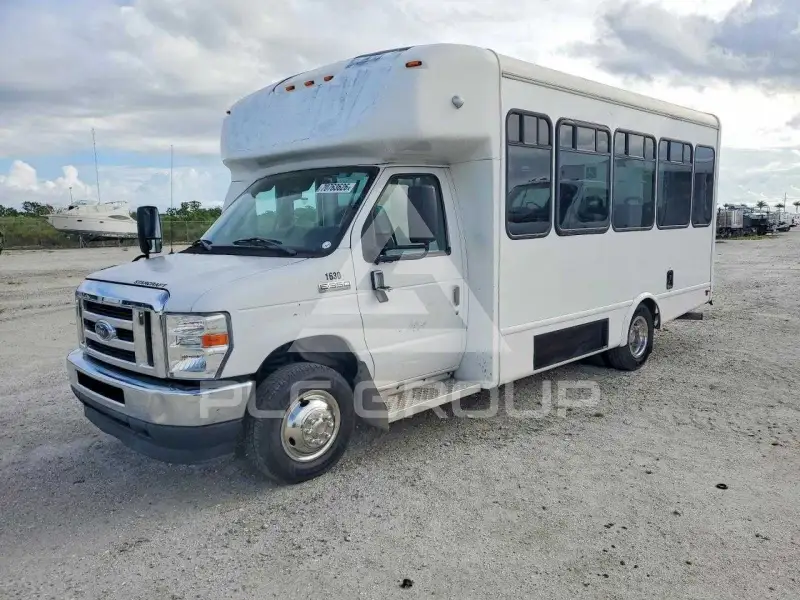 2021 Ford ECONOLINE фото