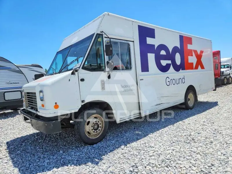 2021 Ford F-590 photo