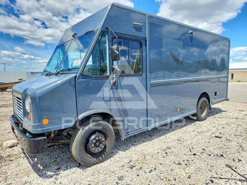 2021 Ford F photo