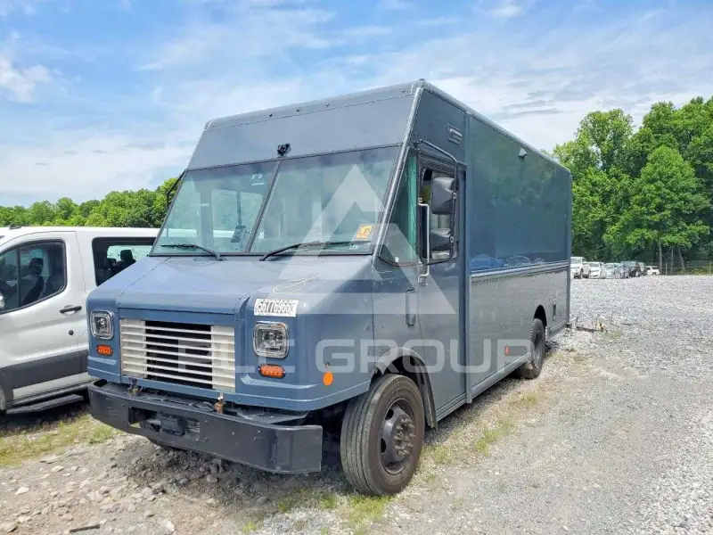 2021 Ford F photo