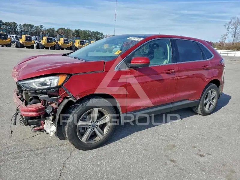 2021 Ford EDGE photo