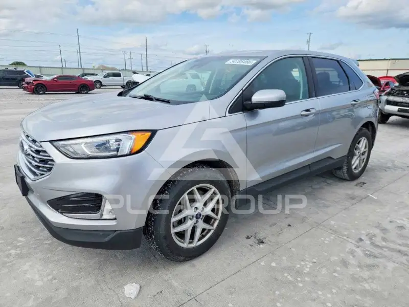 2021 Ford EDGE photo
