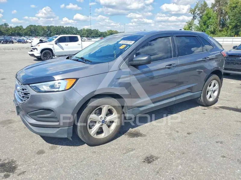 2021 Ford EDGE photo