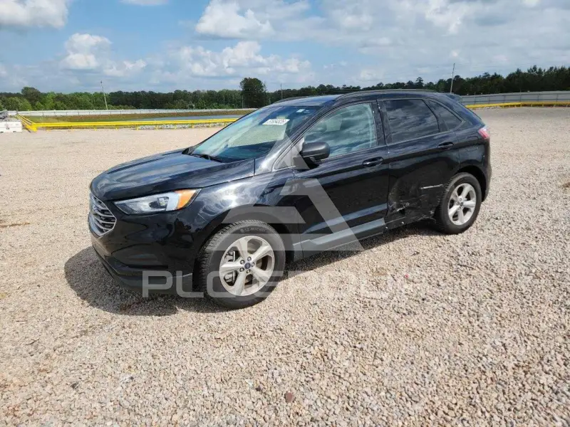 2021 Ford EDGE photo