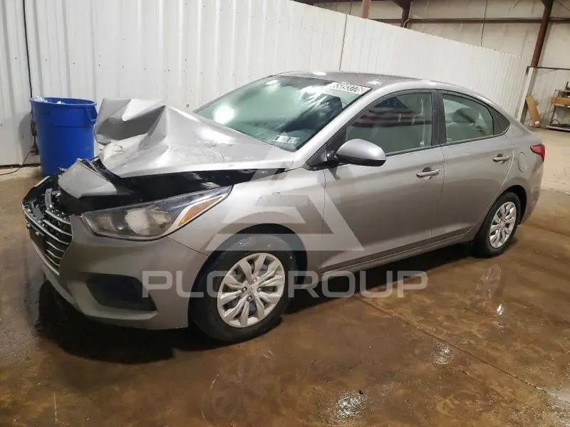 2021 Hyundai Accent photo