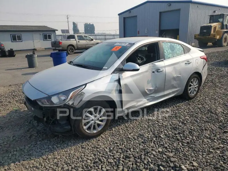 2021 Hyundai Accent photo