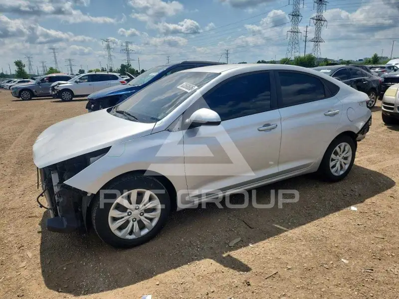 2021 Hyundai Accent photo
