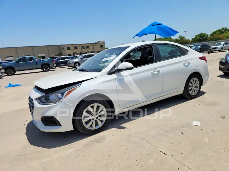 2021 Hyundai Accent фото