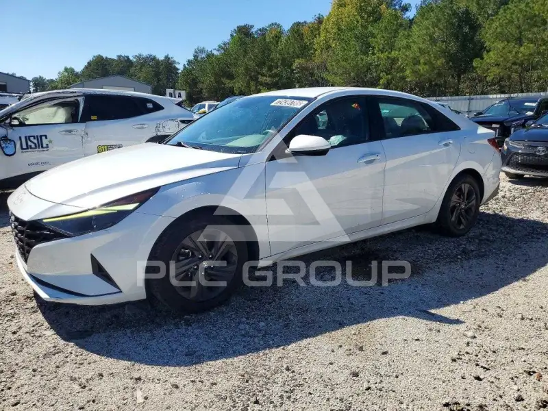 2021 Hyundai Elantra фото