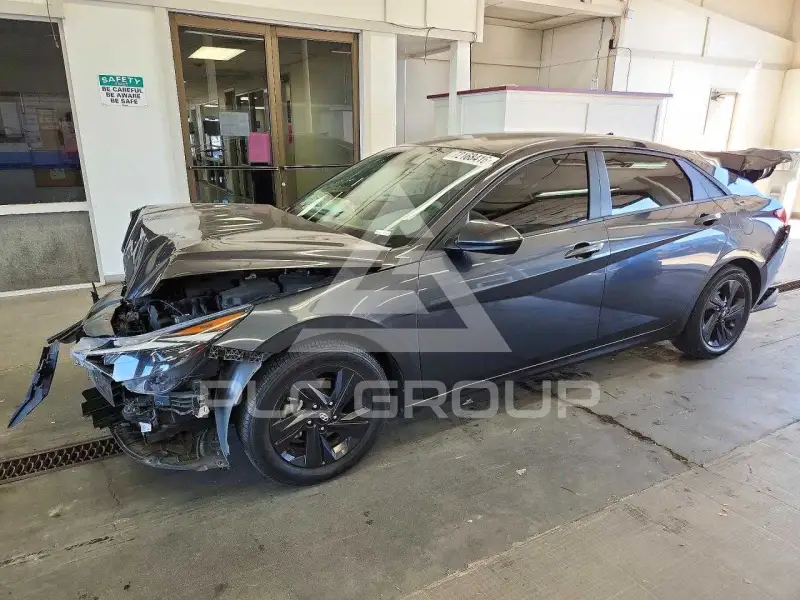 2021 Hyundai Elantra фото