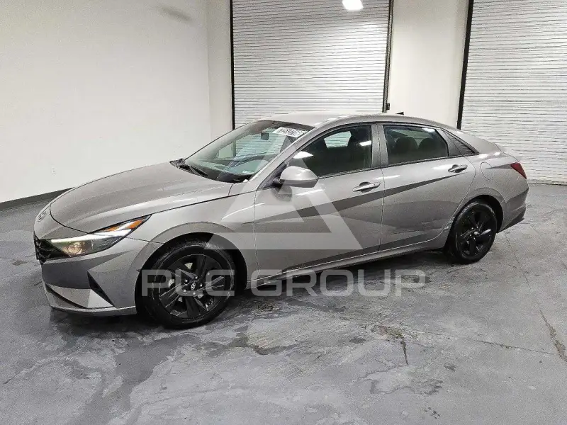 2021 Hyundai Elantra фото