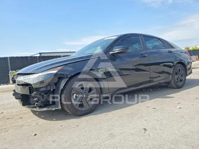 2021 Hyundai Elantra фото