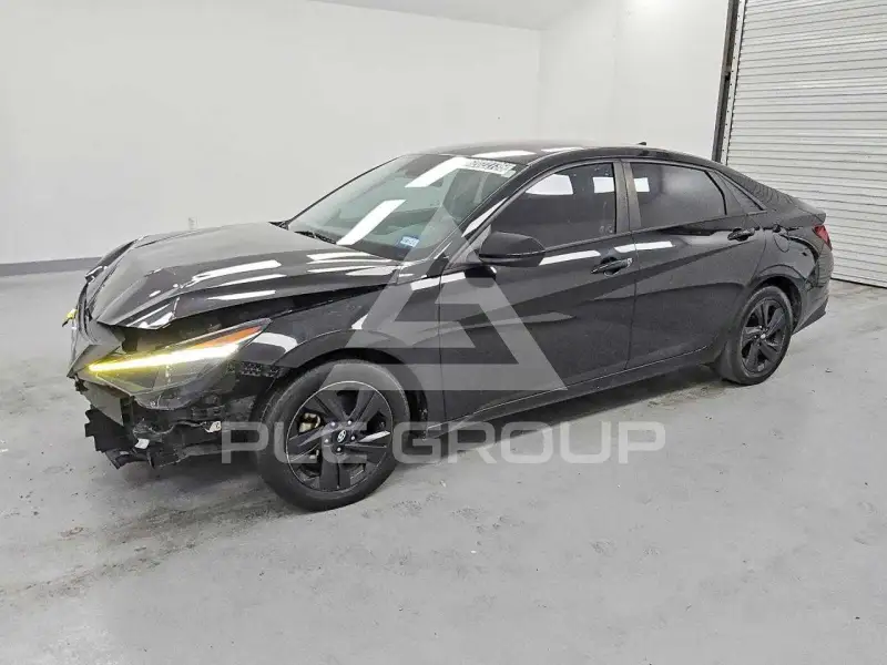 2021 Hyundai Elantra photo