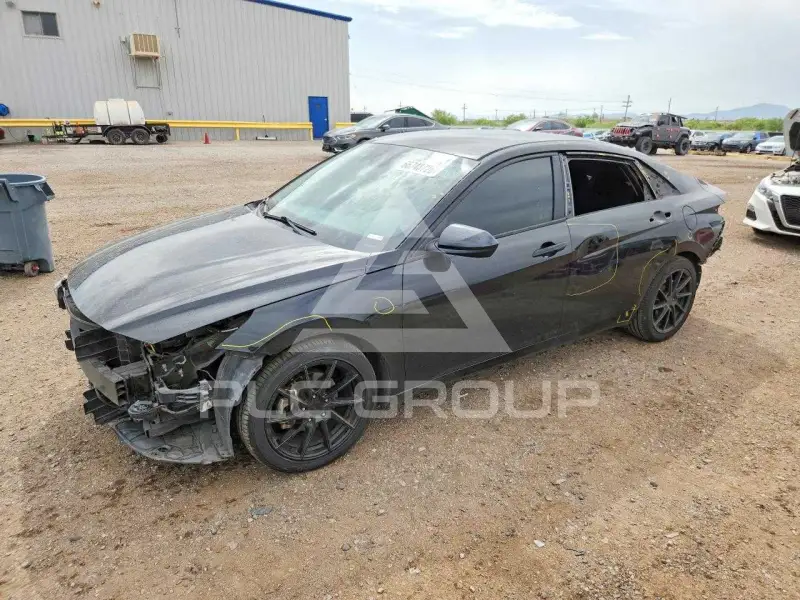 2021 Hyundai Elantra photo