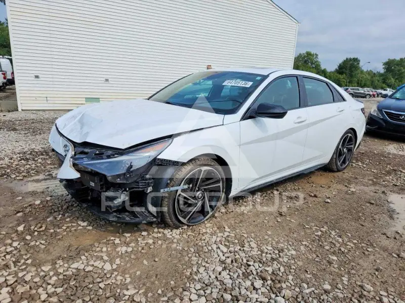 2021 Hyundai Elantra photo