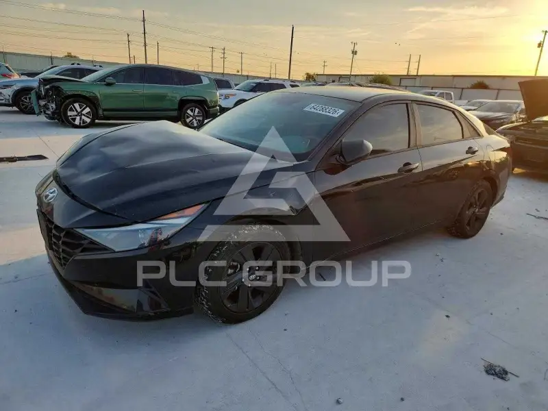 2021 Hyundai Elantra photo