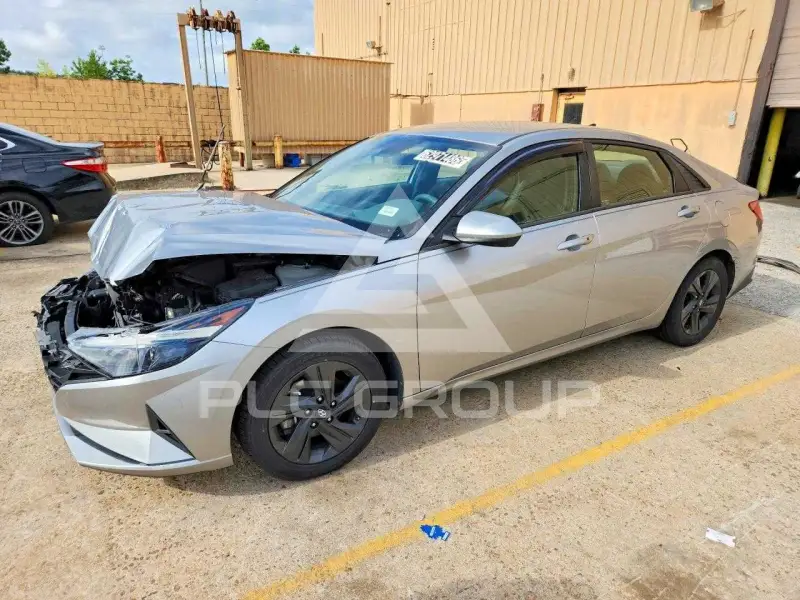 2021 Hyundai Elantra фото
