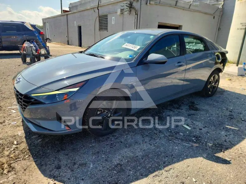 2021 Hyundai Elantra photo
