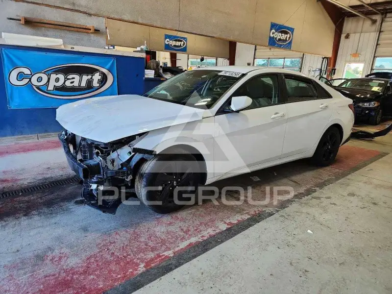 2021 Hyundai Elantra фото