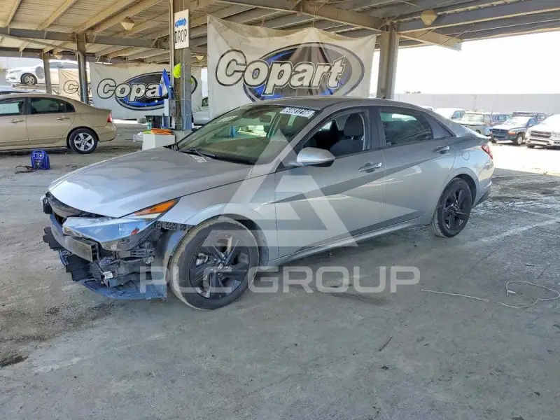 2021 Hyundai Elantra photo