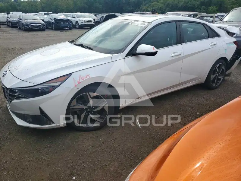 2021 Hyundai Elantra фото