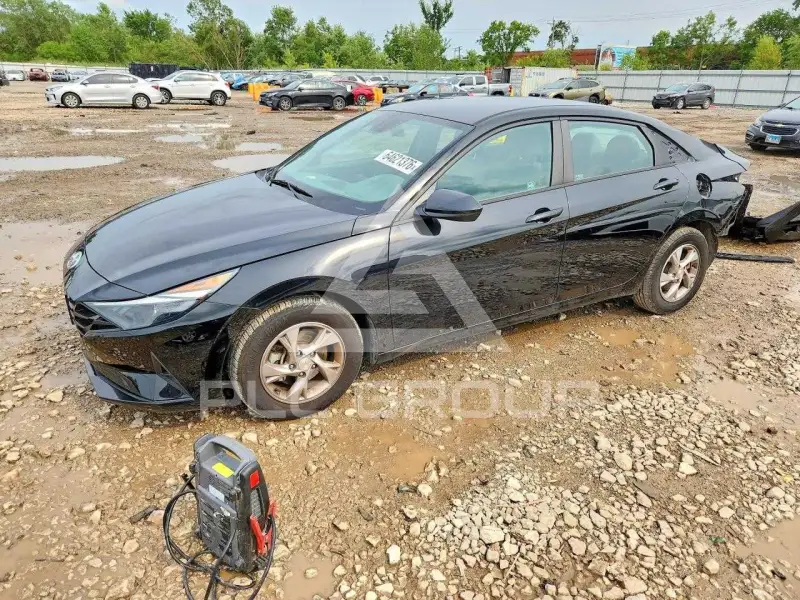 2021 Hyundai Elantra photo