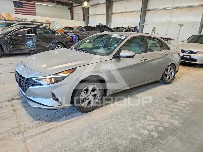 2021 Hyundai Elantra фото