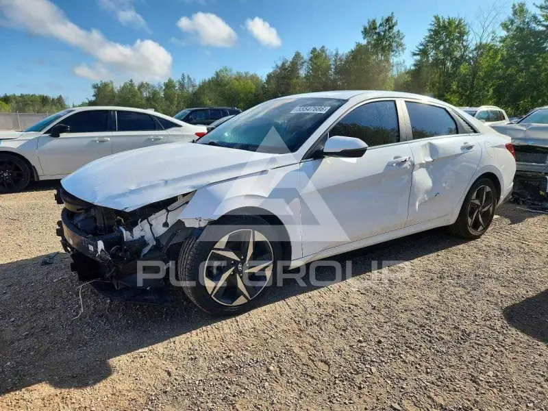 2021 Hyundai Elantra photo