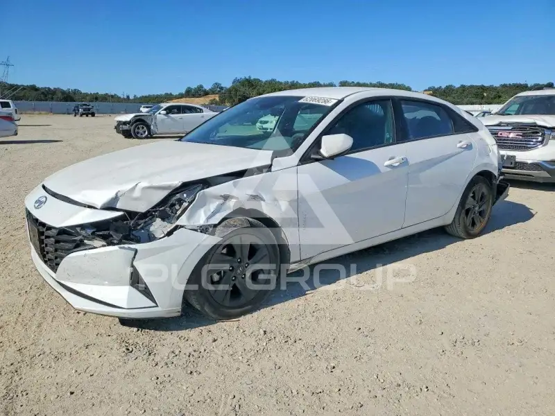2021 Hyundai Elantra фото