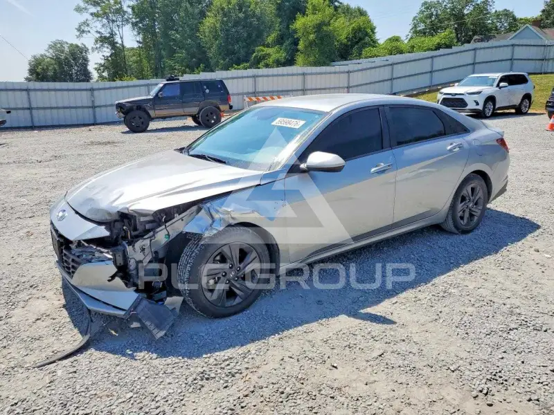 2021 Hyundai Elantra фото