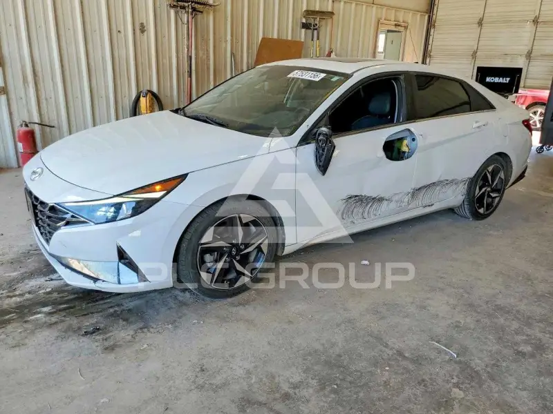 2021 Hyundai Elantra фото