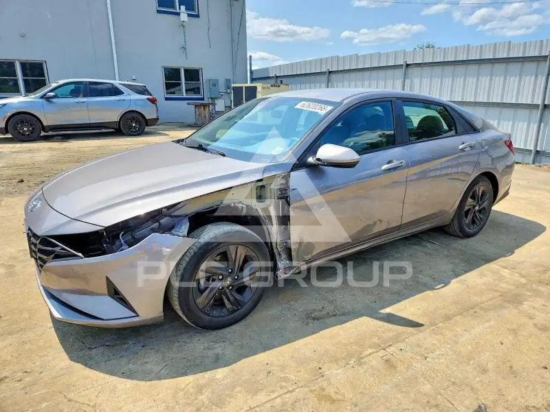 2021 Hyundai Elantra фото