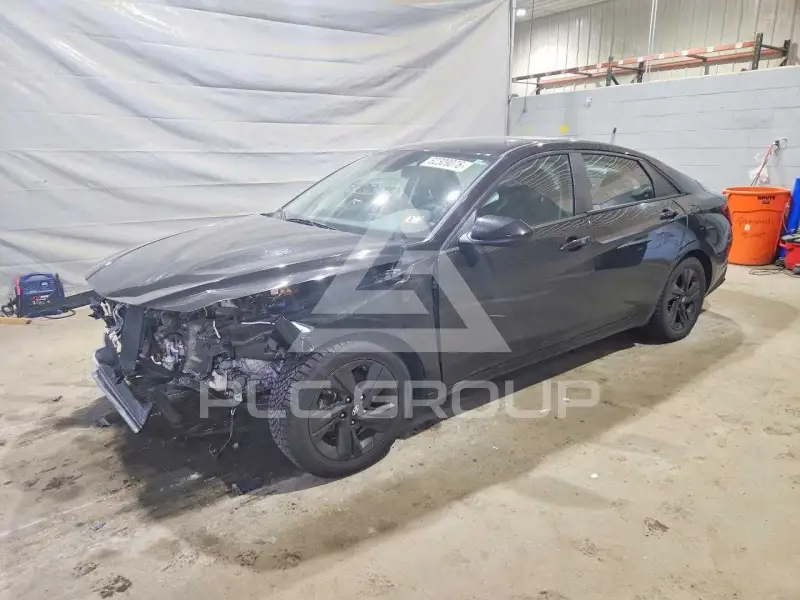 2021 Hyundai Elantra фото