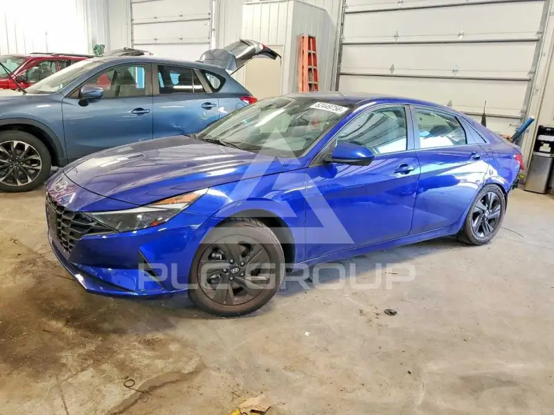 2021 Hyundai Elantra photo